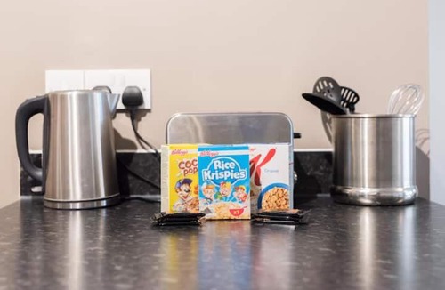 Bray on Thames House | Deluxe Maidenhead Apartment