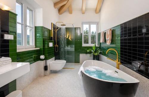 Mundanije Villa | Deluxe Nature Resort Galovi Dvori