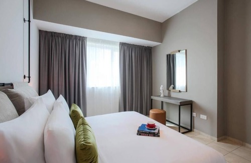 Dubai Marina Hotel | Deluxe One Bedroom In Marina By Luxury Bookings