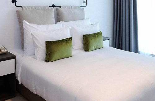 Dubai Marina Hotel | Deluxe One Bedroom In Marina By Luxury Bookings