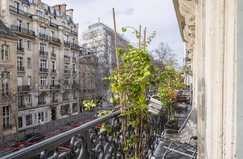 Notre-Dame-des-Champs Apartment | Deluxe Paris St Germain Suite