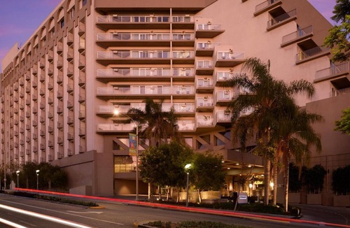 Ocean Park House | Deluxe Room, 2 Queens, Hyatt Centric Delfina, Pet-Friendly, Near Ocean - 2 Units