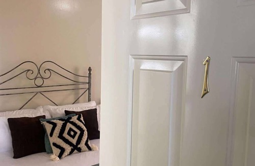 Bisbee Hotel | Deluxe Room at The Block