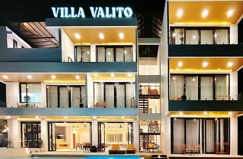 Kuta Villa | Deluxe Room - VILLA VALITO