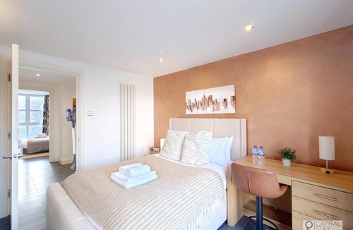 Royal Docks Apartment | Deluxe Serviced Two Bed Apartment