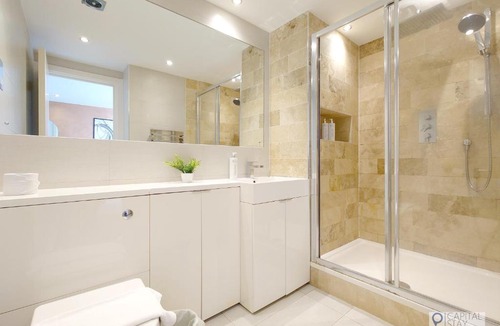 Royal Docks Apartment | Deluxe Serviced Two Bed Apartment