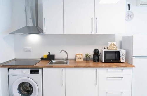 Hortaleza Apartment | Deluxe Stay - Naffah Apartments