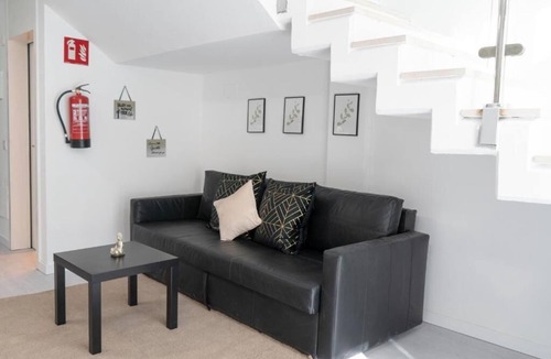 Hortaleza Apartment | Deluxe Stay - Naffah Apartments