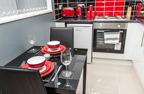 Bradford Apartment | Deluxe Studio Apartment