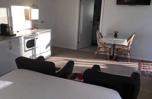 Echunga Apartment | DELUXE STUDIO IN THE ADELAIDE HILLS