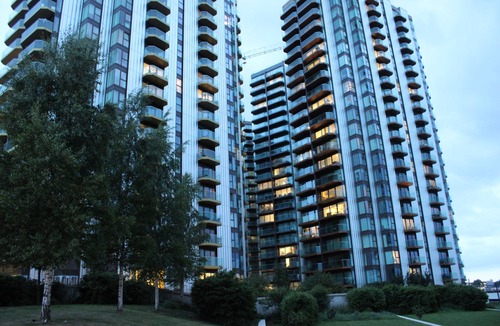 Woolwich Apartment | Deluxe Suite London