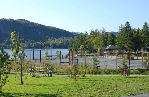Lac Superieur Village Condo | Deluxe Suite - View on Lake & 6 Min from Tremblant Versant Nord