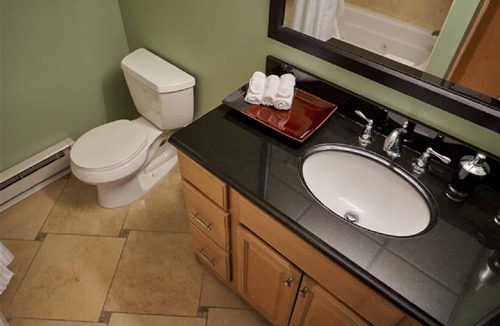 Fairhaven Hotel | Deluxe Suite Waterfront Views