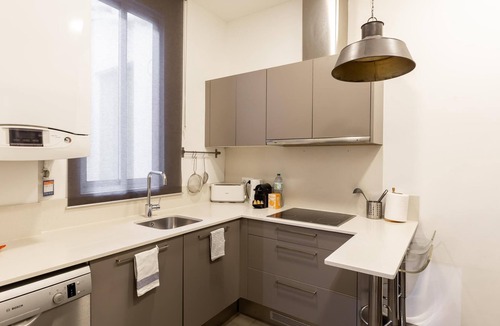 Dreta de l'Eixample Apartment | Deluxe three bedrooms apartment