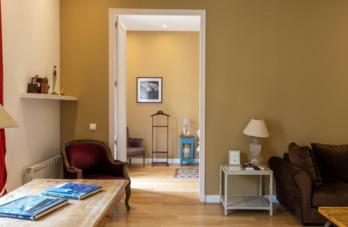 Dreta de l'Eixample Apartment | Deluxe three bedrooms apartment