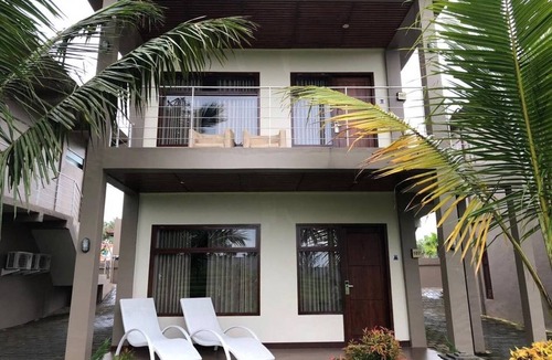 Banyuwangi Apartment | Deluxe Twin Room at Tamansari, Banyuwangi