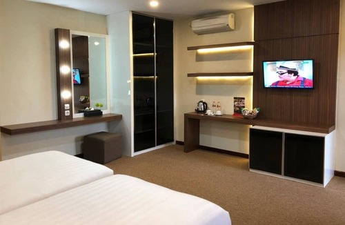 Banyuwangi Apartment | Deluxe Twin Room at Tamansari, Banyuwangi