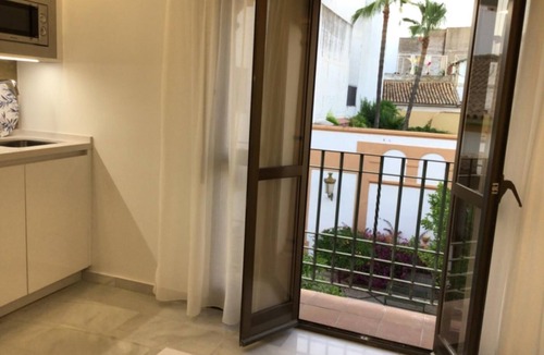 La Trinidad-San Juan y Todos los Santos Apartment | Deluxe Valladares Apartamento A