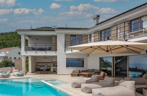 Bregi Villa | Deluxe Villa Dana with beautiful view