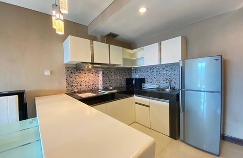 Braga Apartment | Deluxe & Well Appointed 2BR at El Royale Apartment