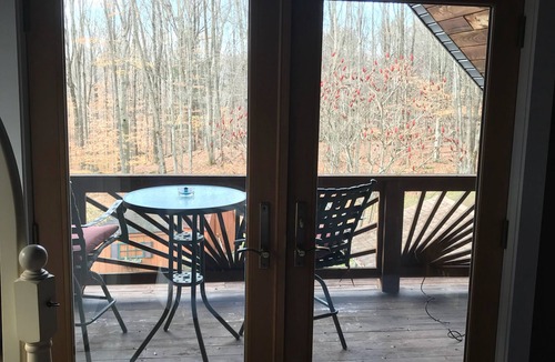 Honesdale Cabin | Deluxe wonderland! Half hour of 3 ski resorts