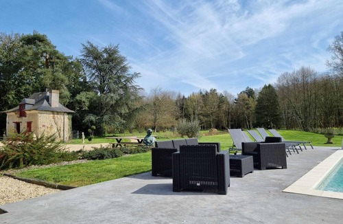 Combree House | Demeure 18 ème Swimming pool and Spa 20 people