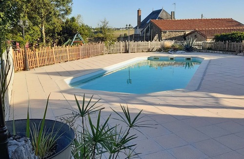 Monsireigne House | Demeure 4 Suites, Piscine & Spa - Near Puy du Fou - Concierge service