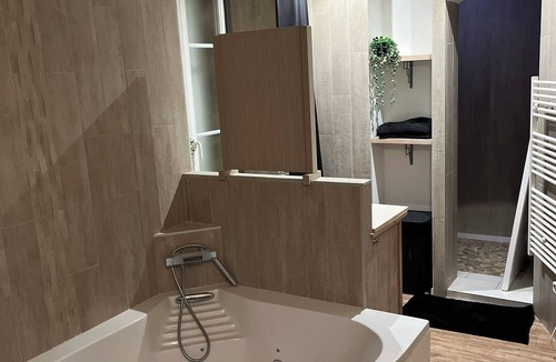 Monsireigne House | Demeure 4 Suites, Piscine & Spa - Near Puy du Fou - Concierge service