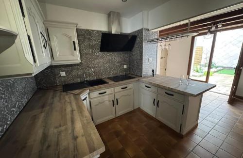 Cholet House | Demeure Ambroise - Proche Puy du Fo