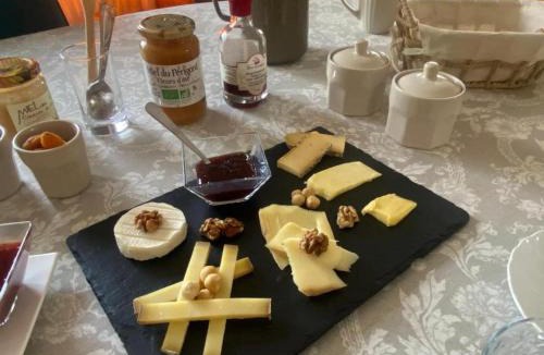 Cahors Apartment | Demeure Cosy & Table d'Hôtes à Cahors - Chambres d'hôtes - Studio La Pause Cadurcienne