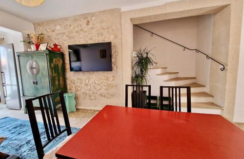 Fontvieille House | Demeure d'exception sur la place de l'église