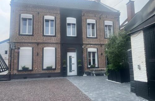 Ostricourt Villa | Demeure de caractère du Nord