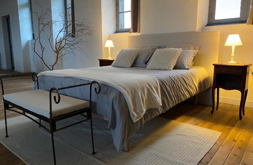 Plougonver Bed & Breakfast | Demeure de kergoguen