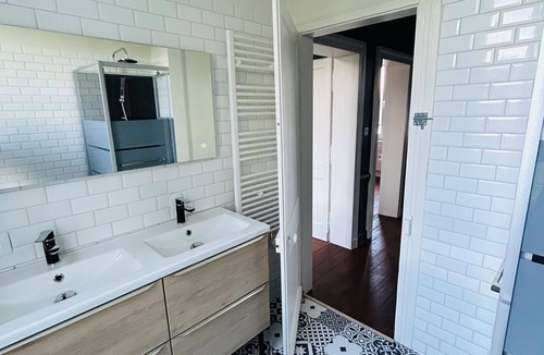 Le Heron Other | Demeure de la Ferme de Verdun