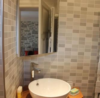 La Queue-en-Brie Bed & Breakfast | Demeure de la pompe