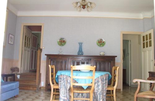 La Queue-en-Brie Bed & Breakfast | Demeure de la pompe