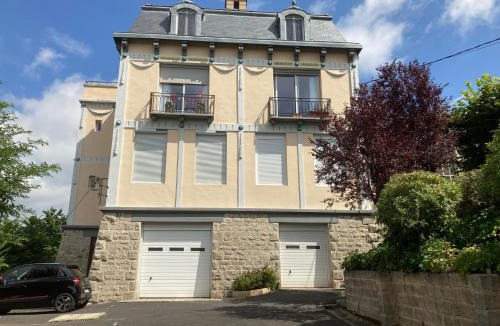 Le Puy-en-Velay Bed & Breakfast | Demeure des Dentelles avec PARKING GRATUIT