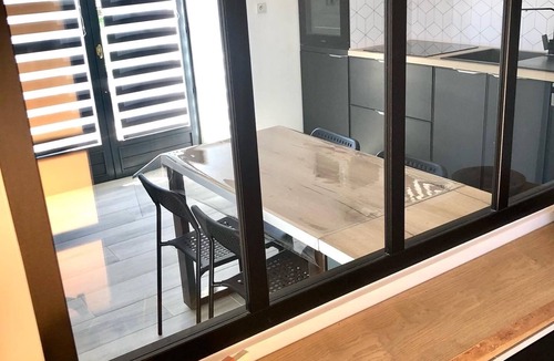 Raddon-et-Chapendu House | Demeure du Chignon *