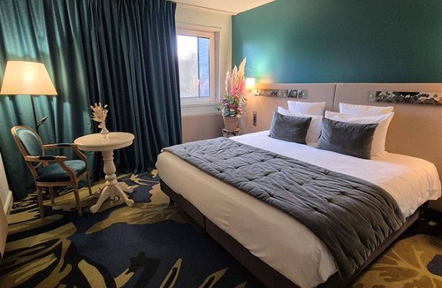 Le Coudray-Montceaux Hotel | Demeures de campagne Parc du Coudray – Mercure