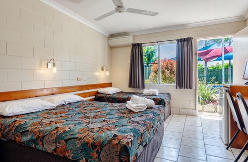 Mossman Hotel | Demi View Motel