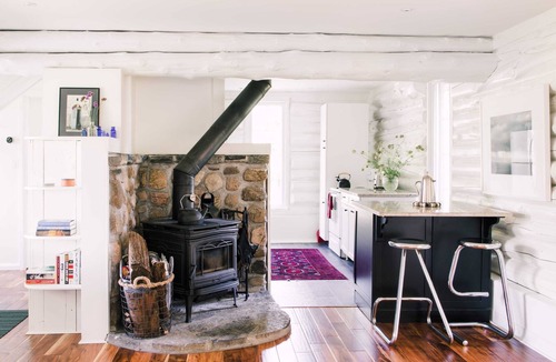 Milford Cabin | Demilune Lodge - Serene cabin with hot tub