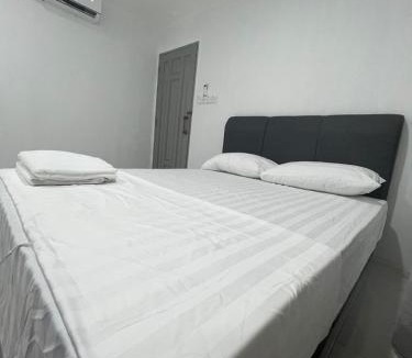 Kota Bharu House | Demo Inn