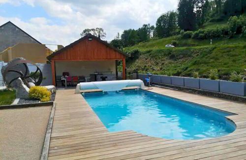 Ornans Villa | Demoiselle Loue