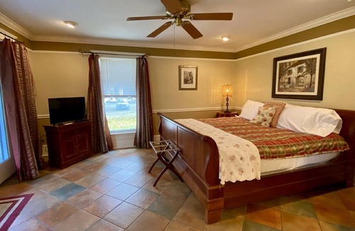 Groton Bed & Breakfast | Dempsey Suite