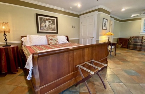 Groton Bed & Breakfast | Dempsey Suite
