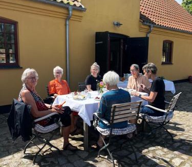 Stubbekobing Bed & Breakfast | Den Gule Lade på Skjørringe