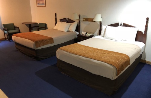 Denison Hotel | Denison Inn & Suites