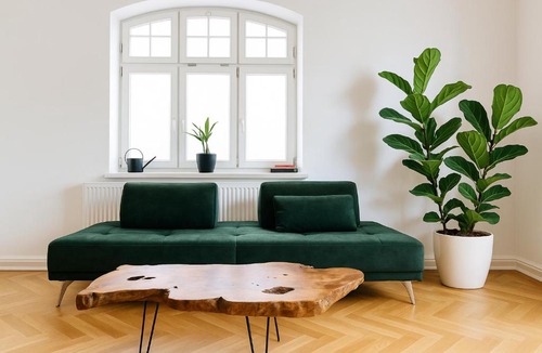 Landshut Apartment | Denkmalgeschützte große Boheme Altbauwohnung in Citylage