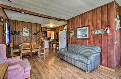 Dent House | Dent Cabin on Star Lake w/Dock, Deck, Dining
