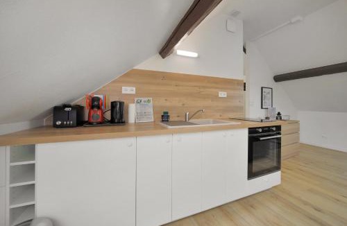 Caudry Apartment | Dentelle